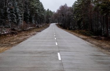 Дорогу к КПП "Красноильск" на румынской границе сделали бетонной