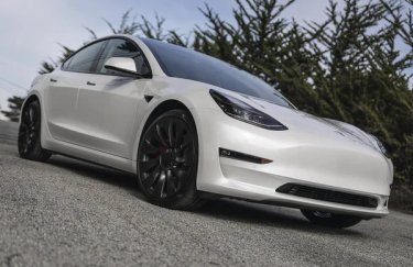 Tesla сняла с продаж самый дешевый автомобиль: Model 3 Standard Range больше недоступна