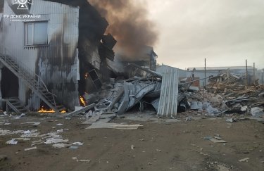 Враг нанес ракетный удар по селу на Харьковщине