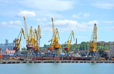 Україна продовжить підготовку до експорту агропродукції з портів попри обстріл порту Одеси