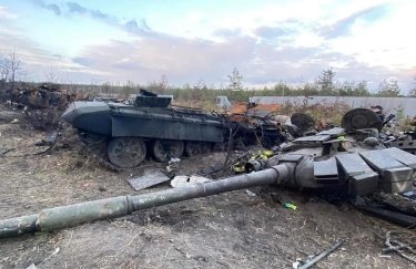 За добу на Донбасі знищили 12 російських танків