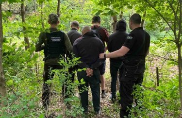 Правоохранители раскрыли на Буковине канал по незаконному переводу призывников через границу