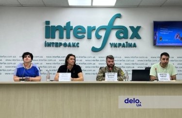 Рекрутинг замість мобілізації: "Азов" набиратиме спеціалістів через Work.ua