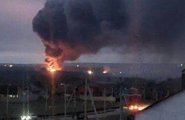 Под российским Белгородом горит склад боеприпасов