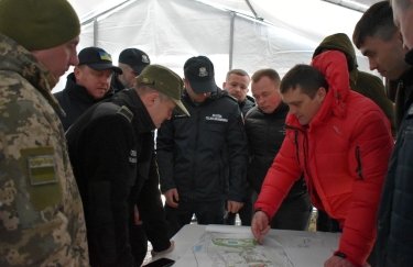 Украинская и польская стороны согласовали построить новый пункт пропуска «Адамчуки – Збереже» Украинская и польская стороны согласовали построить новый пункт пропуска «Адамчуки – Збереже»