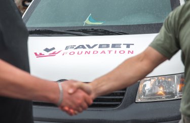 Favbet Foundation перечислил еще 600 тыс. грн фонду "Повернись живим"