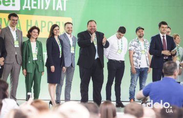 "Слуга народа" назвала 201 кандидата в депутаты Верховной Рады