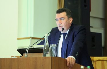 Данилов анонсировал указ Зеленского о создании реестра олигархов