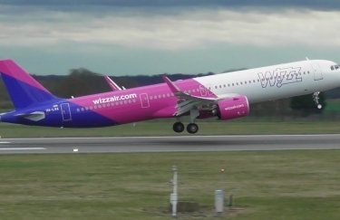 Лоукостер Wizz Air предупредил о возможных задержках рейсов в ЕС