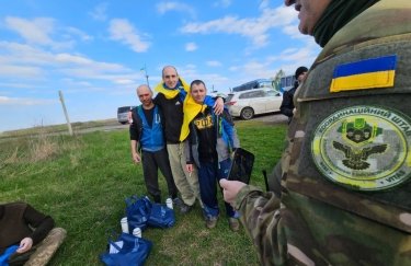 Украина вернула из российского плена еще более 40 граждан, среди них – защитники "Азовстали" (ФОТО)