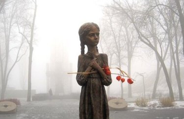 В Украине сегодня чтят память жертв голодоморов