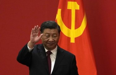 В Китаї Сі Цзіньпіна переобрали на третій термін та зміцнили його владу