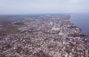 Оккупанты обстреляли рынок в Бериславе: пять человек ранены