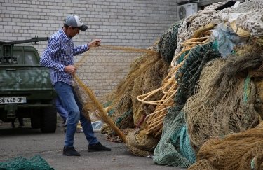 Українські та іноземні волонтери передали військовим морські сітки з Європи для захисту від дронів