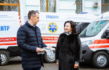 "Епіцентр" передав українським медикам вже 50 реанімобілів