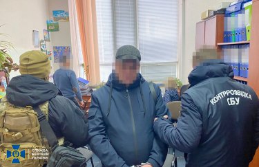 СБУ затримала співробітника "Укроборонпрому" за підозрою в роботі на військову розвідку РФ (ФОТО, ВІДЕО)