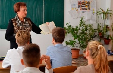 На Херсонщине оккупанты заставляют учителей перейти на школьную программу по российским методичкам