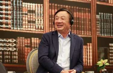 Основатель и президент компании Huawei Жэнь Чжэнфэй