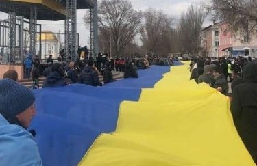 Украинцы отказываются от "помощи" врагов на временно оккупированных территориях