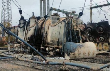 Оккупанты уничтожили объект, который поставлял электричество на Херсонщину и часть Николаевщины (ВИДЕО)