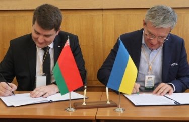 Украина и Беларусь подписали торговые договора на более полмиллиарда долларов