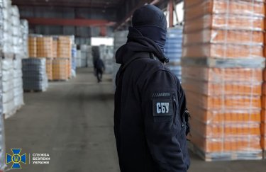 В Украине арестовали активы подконтрольной РФ компании, сбывающей оптовые партии российских моторных масел