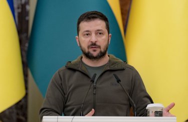 Владимир Зеленский. Фото: пресс-служба президента Зеленский считает разговоры о бегстве оккупантов из Херсона российской информатакой