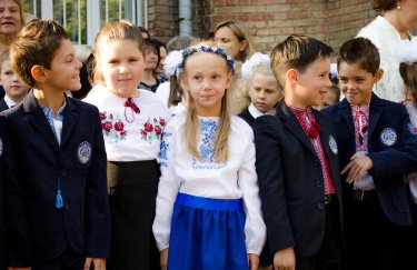 Весенние каникулы, школы в Киеве