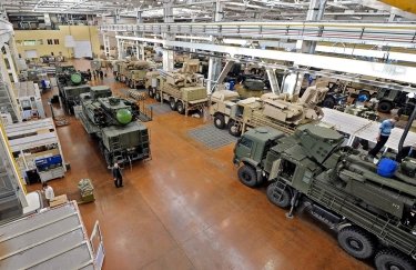 США введут новые санкции против оборонного сектора России и Беларуси: под удар попали 120 компаний