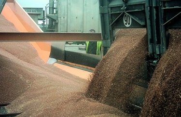 "Укрзалізниця" у серпні експортувала рекордний з початку війни об'єм зерна