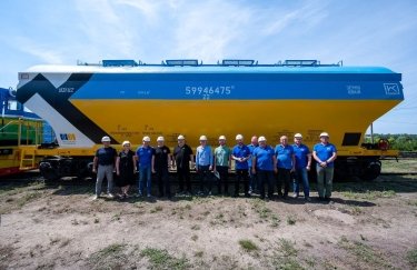 Во Львовской области запустили серийное производство зерновозов украинской комплектации (ФОТО)