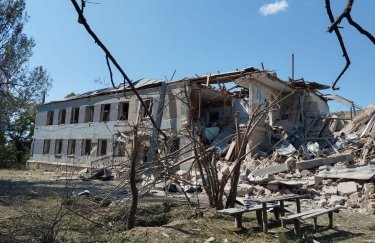 Российские войска разбомбили музыкальную школу в Херсонской области (ФОТО)