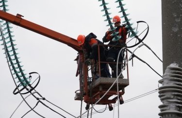 ДТЕК частично возобновил электроснабжение в Киеве