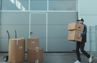 Майже 8 тисяч підприємств переїхали через війну у безпечніші регіони