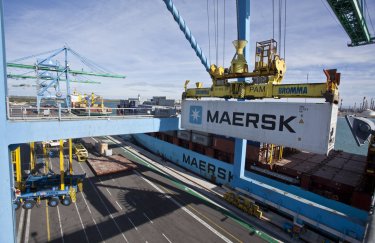 Maersk отказался перевозить грузы компаний из санкционного списка США
