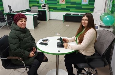 Фото: ПриватБанк ПриватБанк відновив роботу першого відділення на Херсонщині поза Херсоном