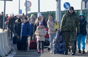 ЕС продлит статус защиты для украинских беженцев еще на год