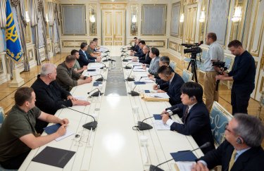 Зеленський та Шмигаль зустрілися з великим японським бізнесом (ФОТО)