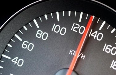 В Украине хотят лишать водителей прав за превышение скорости