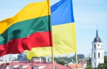 Украинцы массово едут на работу в Литву