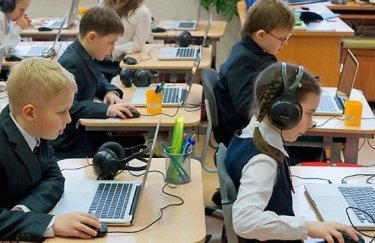 На школьную реформу в Украине потратили 7 млрд грн — премьер