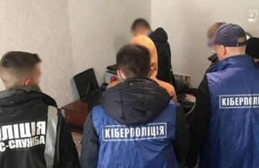 Киберполиция нашла разработчика фейкового приложения «Дія» Киберполиция нашла разработчика фейкового приложения «Дія»