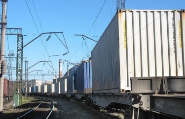 ТИС запустил контейнерный поезд из Киева в порт "Южный"