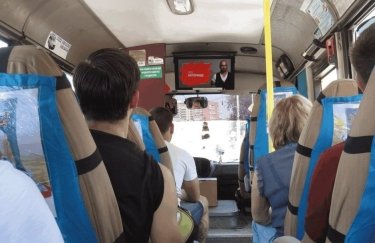 Показ фильмов в автобусах. Фото: focus.ua