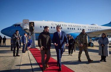 Зеленский прибыл в Вашингтон для встречи с Байденом (ФОТО)