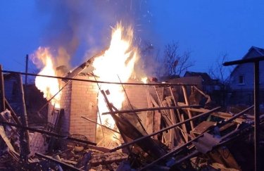 В Кировоградской области дронами повреждены объекты инфраструктуры, в Кривом Роге обломки упали на многоэтажку: ситуация в регионах