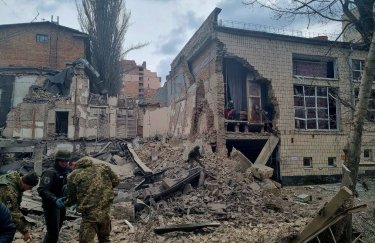Армія країни-агресора вдарила по Києву балістичними ракетами, є постраждалі (ФОТО)