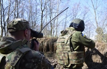 Українських прикордонників знову обстріляли із території Росії