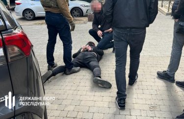 В Одессе будут судить правоохранителя, ограбившего бизнесмена на $200 тысяч