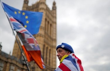 Парламент Британии отверг альтернативы Brexit